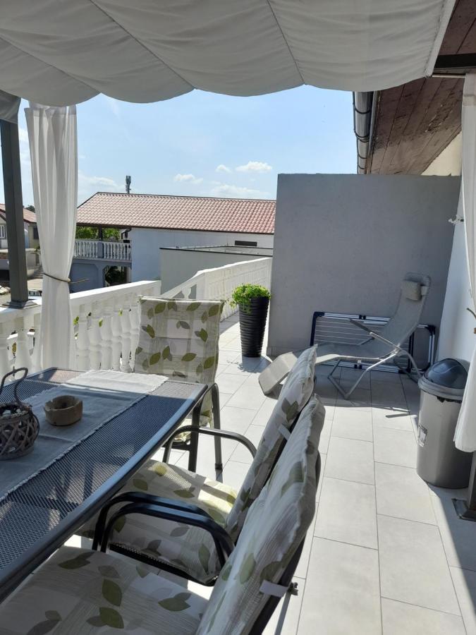 Apartment Bicanic Vir Kültér fotó